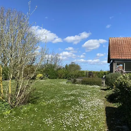 Bed & Breakfast - Des Remparts - Proche Calais-st Omer-dunkerque 3*