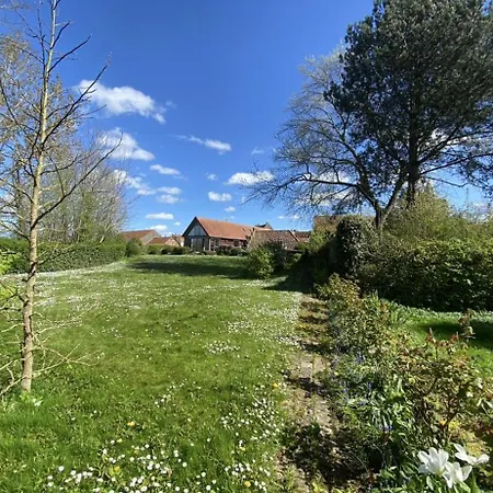 - Des Remparts - Proche Calais-st Omer-dunkerque Bed & Breakfast Ardres