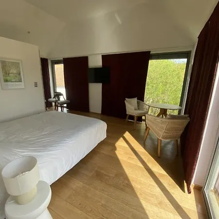 - Des Remparts - Proche Calais-st Omer-dunkerque 3* Ardres